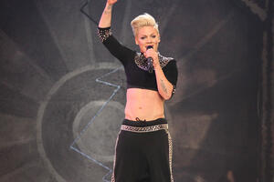 Pjevačica Pink: Moja trogodišnja kćerka već psuje