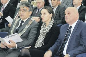 Emeritusi hoće da tuže Univerzitet Crne Gore