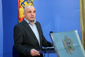 Slobodno mi uzmite imunitet