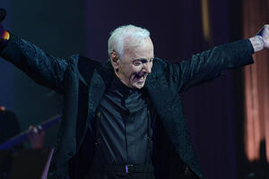 Aznavur u bolnici, otkazan koncert u Ženevi