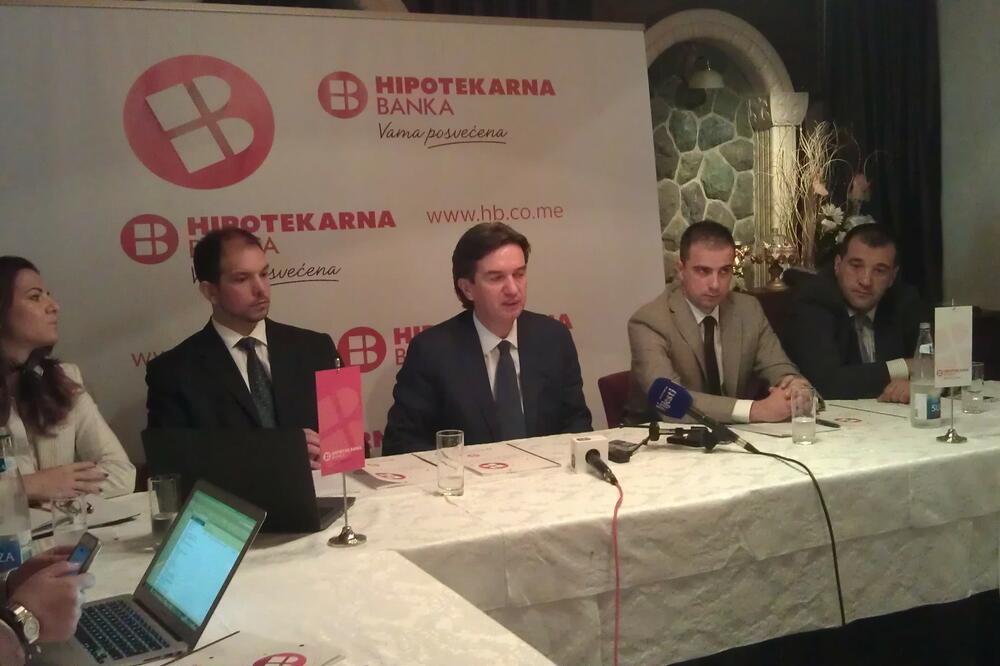 Hipotekarna banka, Foto: Savo Prelević