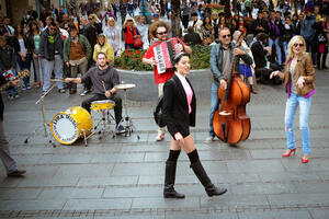 Uživajte u "Provokaciji" Sare Jovanović i glumaca iz "Malog Buda"