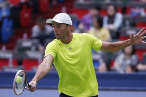 Karlović izbacio Čilića