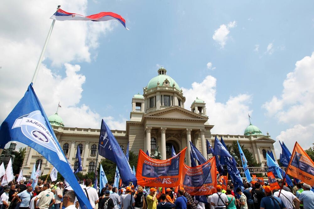 Beograd, protest sindikata, Foto: BETAPHOTO
