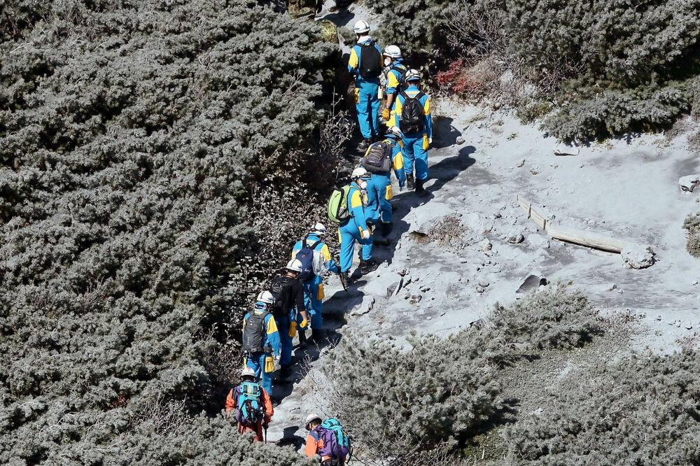 Spasiocu tragaju za preživjelima, Foto: Reuters