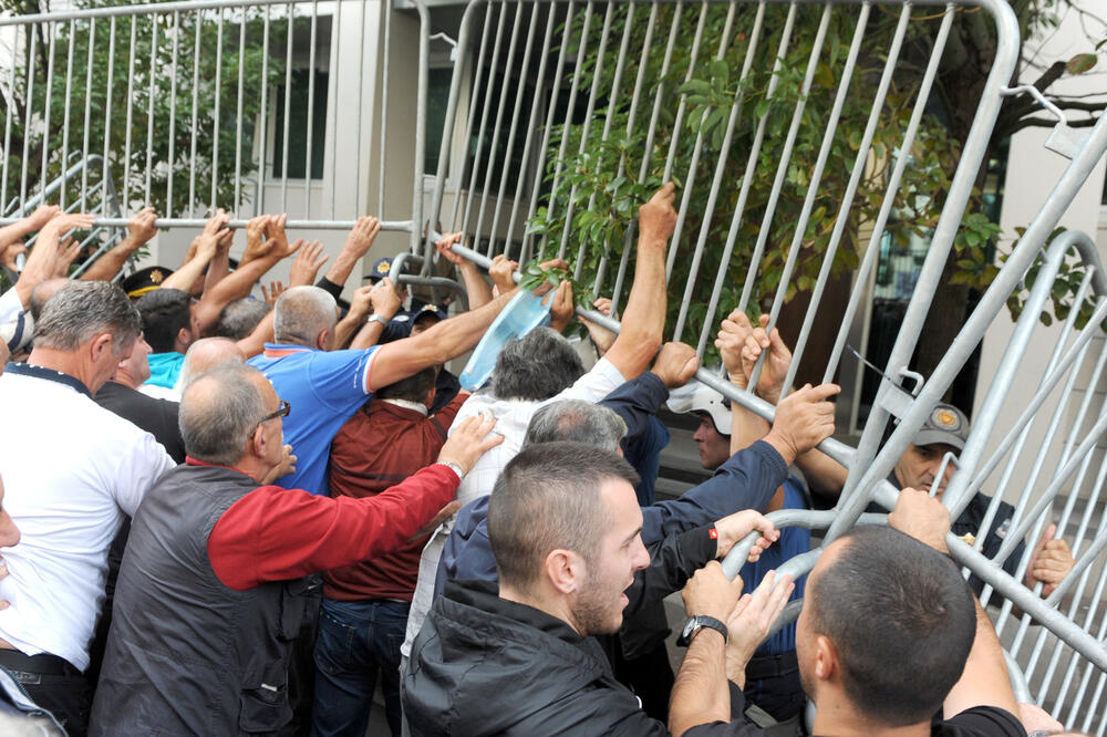 Protest Metalac, Foto: Savo Prelević