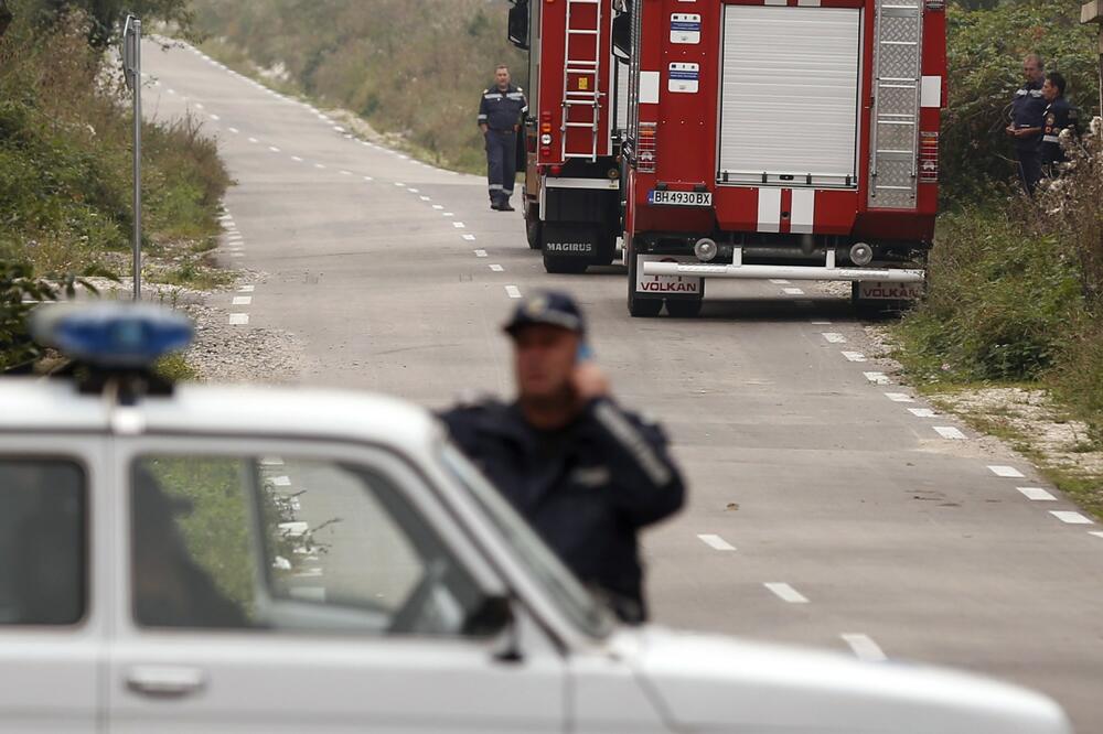 Policija blokira put prema mjestu nesreće, Foto: Reuters