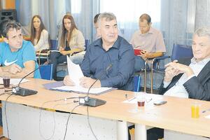 Vučinić: Dajte otpremninu i za ovih šest radnika KAP-a