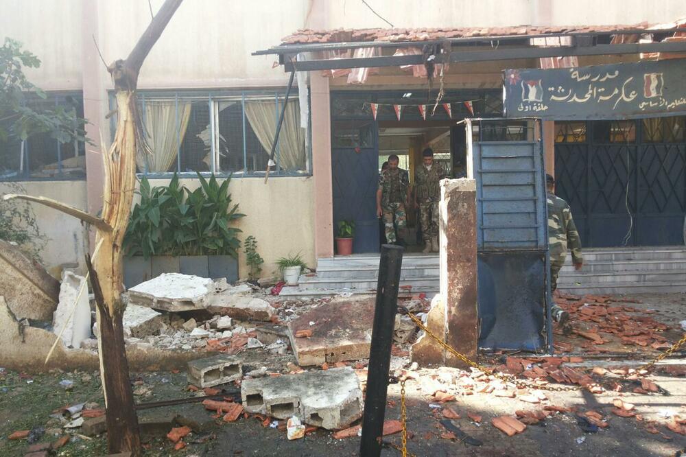 Pripadnici vojske na mjestu nesreće, Foto: Reuters