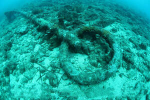 Luštica: Ukradeno 600 godina staro sidro