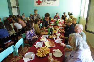 Opština Tivat i Crveni krst brinu o starima