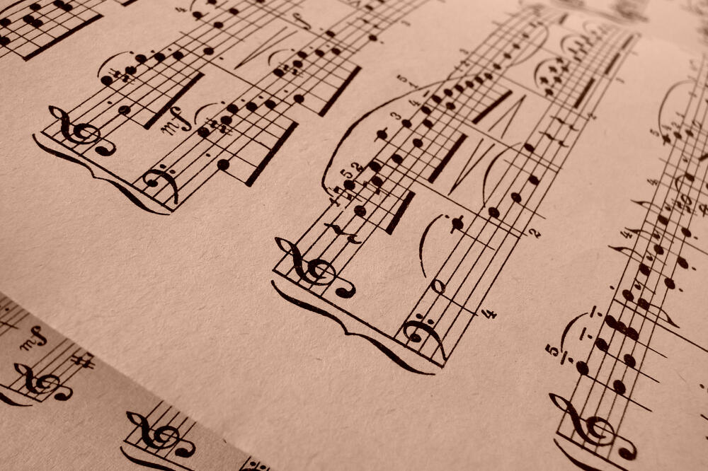 sonata, note, Foto: Shutterstock.com