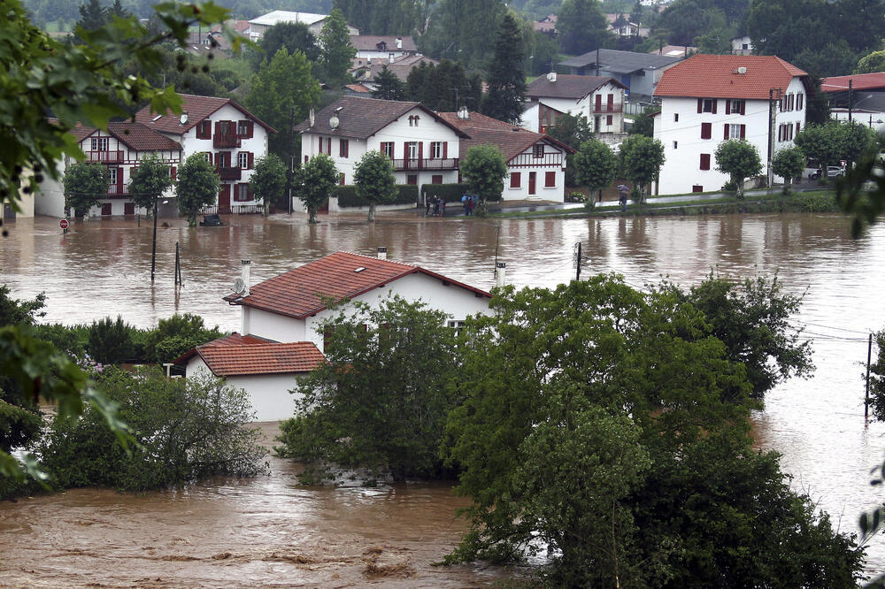 Francuska, poplave, Foto: Beta-AP