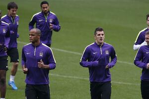 Jovetić spreman za Romu, PSŽ bez Ibre na Barsu