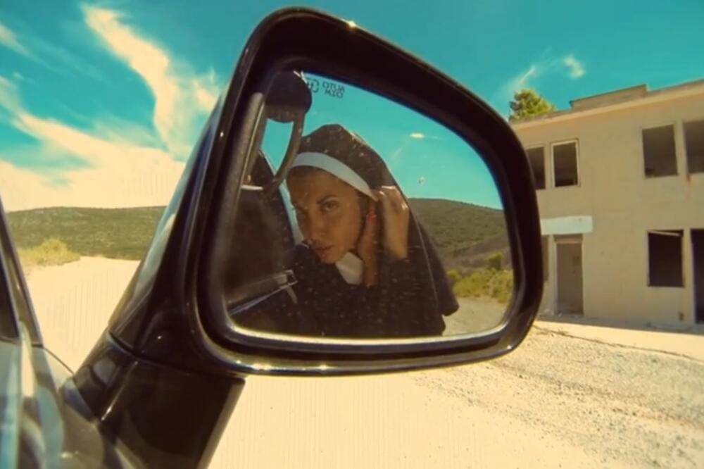 Who See, Đe se kupaš, Foto: Screenshot (YouTube)