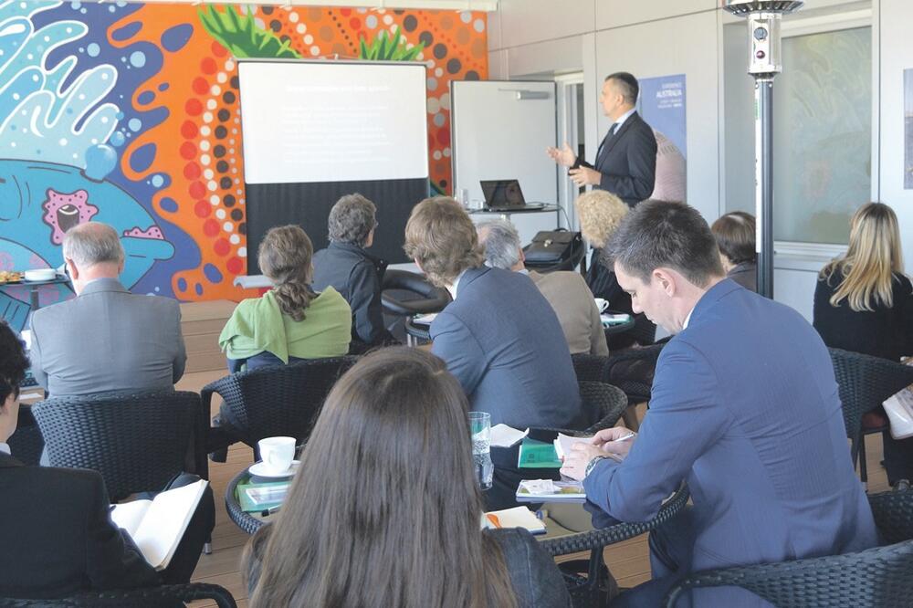 Osnivači Vijesti i ambasadori (Novina)