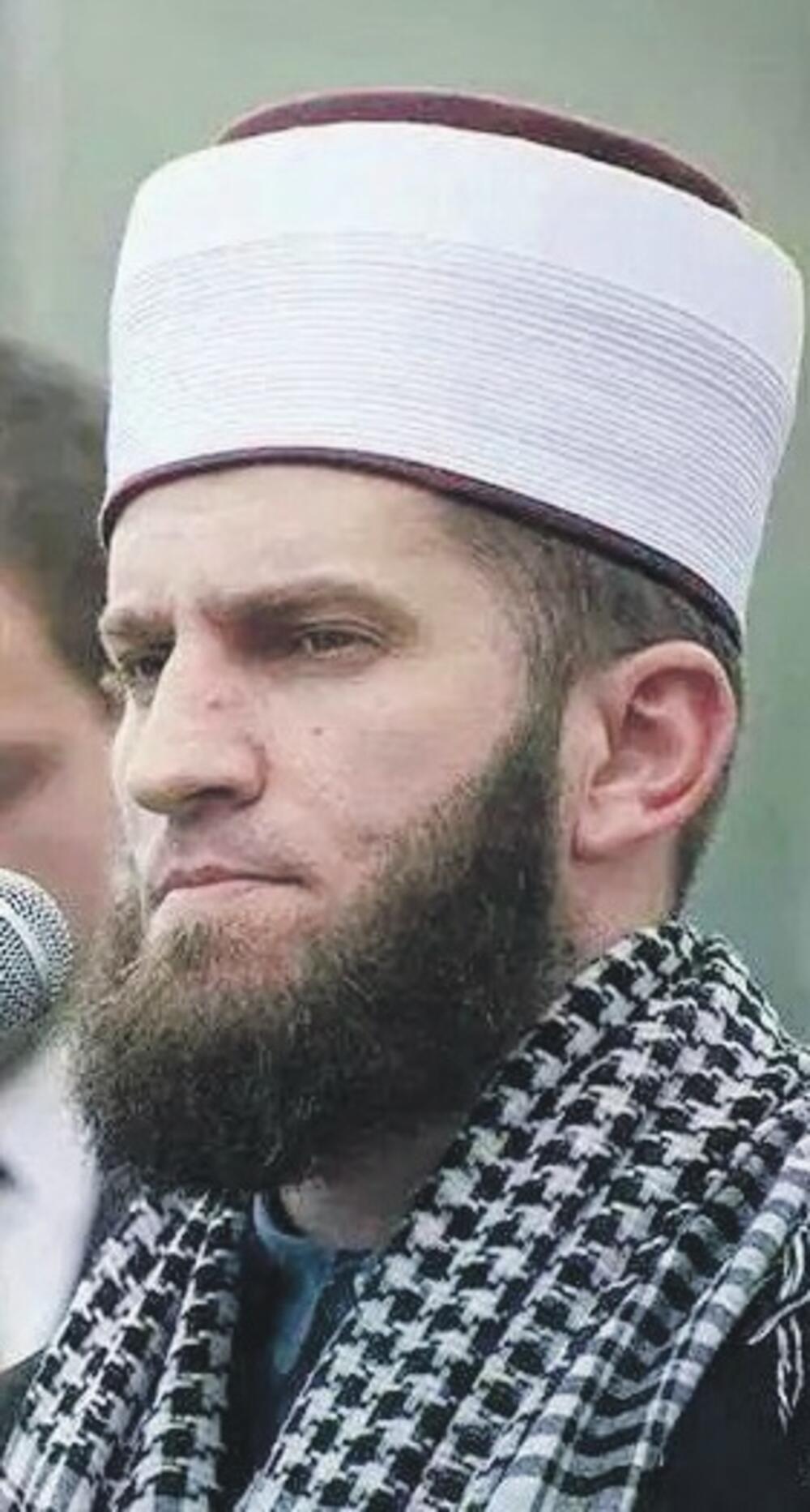 Abdurahman Kujević (Novina)