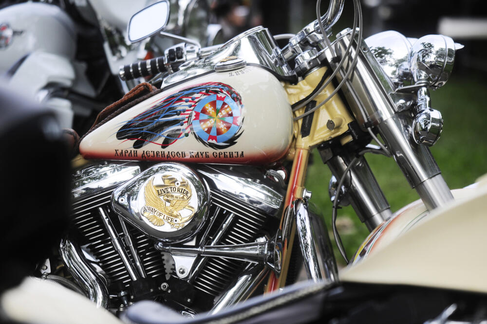 bajker, motor, Foto: Shutterstock