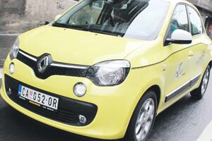 Reno opozvao pola miliona automobila