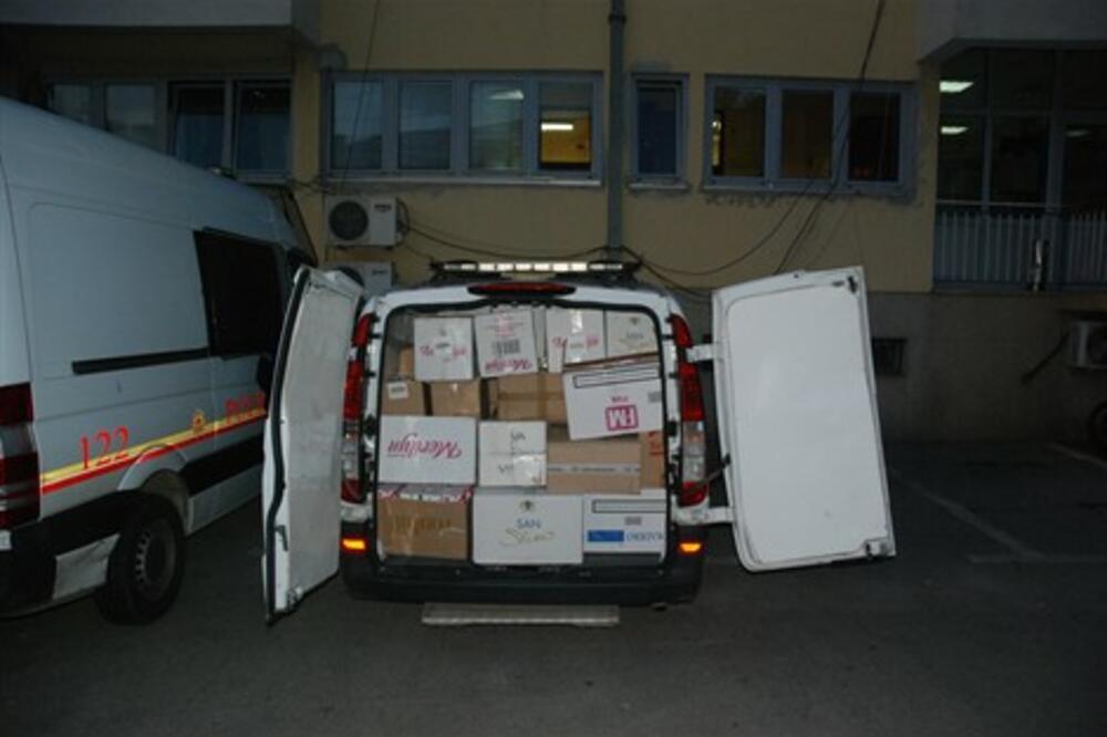 Zaplijenjene cigarete, Foto: Uprava policije