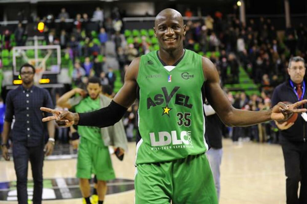 Si Amara, Foto: Http://www.asvelbasket.com/