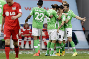 Volfsburg se poigravao sa Bajerom za prvu pobjedu u sezoni