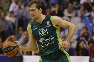 Zoran Dragić između Finiksa i Indijane