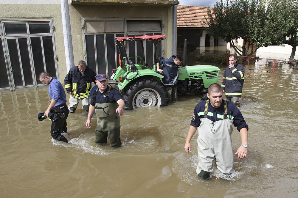 Poplave u okolini Karlovca, Foto: Beta/AP