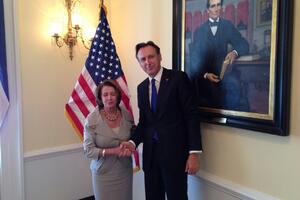 Pelosi: Jačanje vladavine prava ključ dostizanja evroatlantskog...