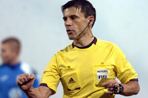 Srpska sudijska trojka izgubila pasoše, Hrvati ih mijenjaju u...