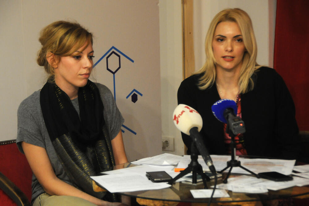 Gavroche, Jovana Čelebić, Foto: Boris Pejović