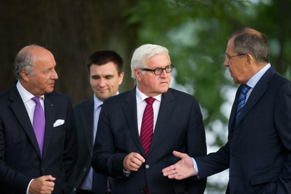 Loran Fabijus, Franka Valter Štajnmajer, Sergej lavrov, Foto: Beta-AP
