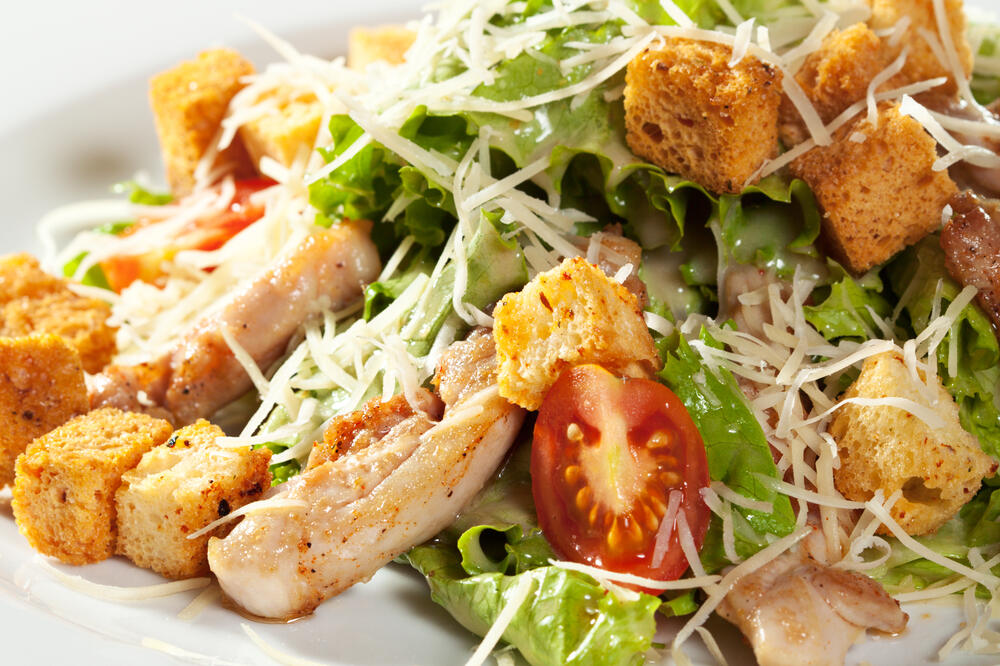 salata od pilećeg filea i sira, Foto: Shutterstock.com