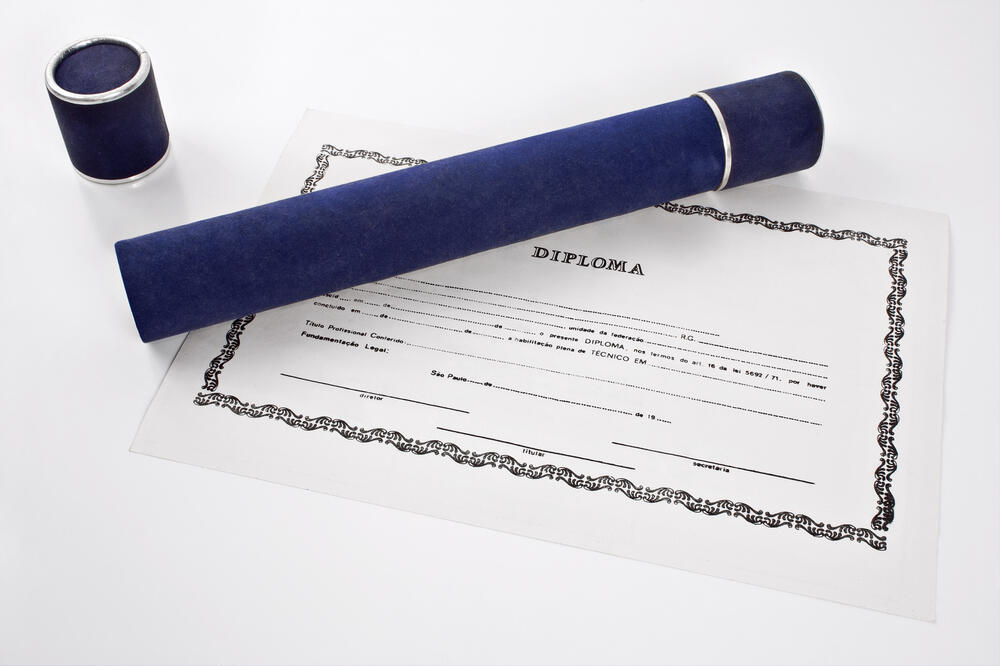 diploma, Foto: Shutterstock.com
