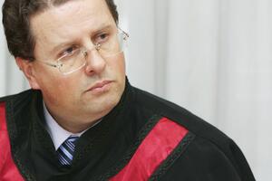 Smolović tražio da se povuče