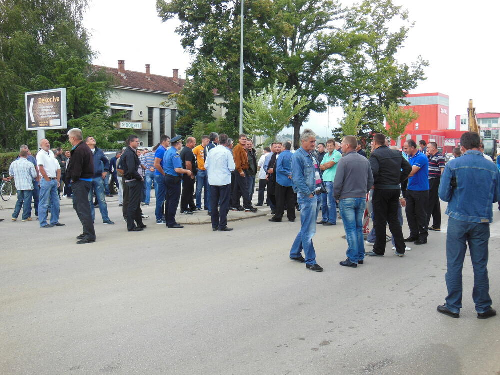 Rudnici boksita, protest