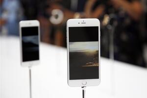 Samsung pita Apple: Šta bi sa pričom da veliki telefon nikome ne...