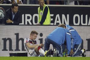 Rojs pauzira četiri sedmice