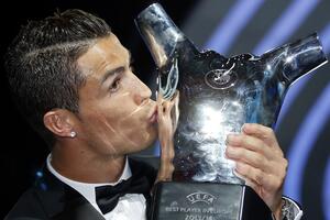 Ronaldo već 2015. u Junajtedu?