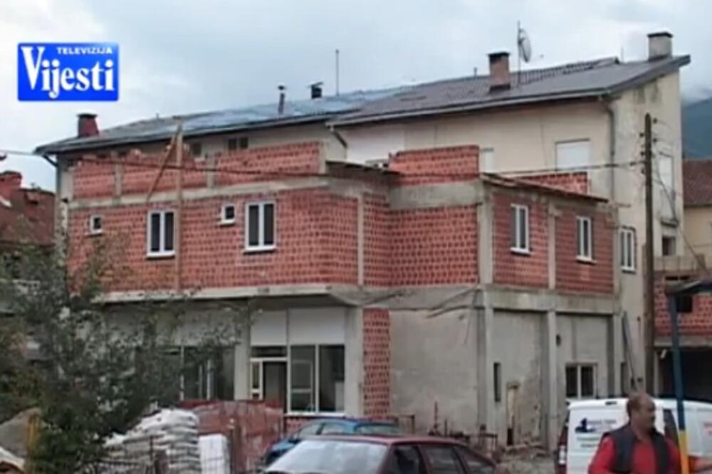 zgrada Gusinje, Foto: Screenshot (TV Vijesti)