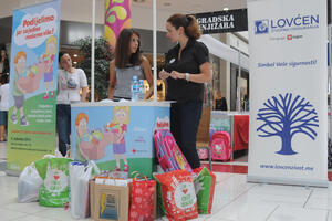 U humanitarnoj akciji obezbjeđeni kompleti udžbenika za 85 djece