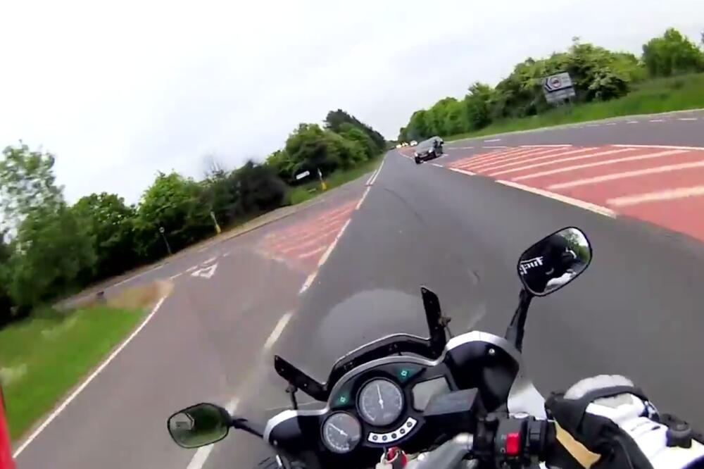 Neposredno prije sudara, Foto: Screenshot (YouTube)