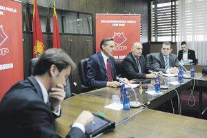 SDP: Ne postoje uslovi za formiranje manjinske uprave u Podgorici