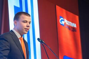 Rakčević: Okončati politički cirkus u Podgorici