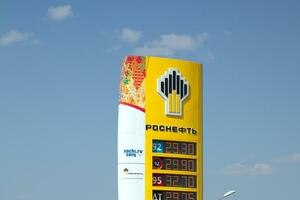 Kako američke sankcije utiču na Rosnjeft: Ukidaju četvrtinu radnih...