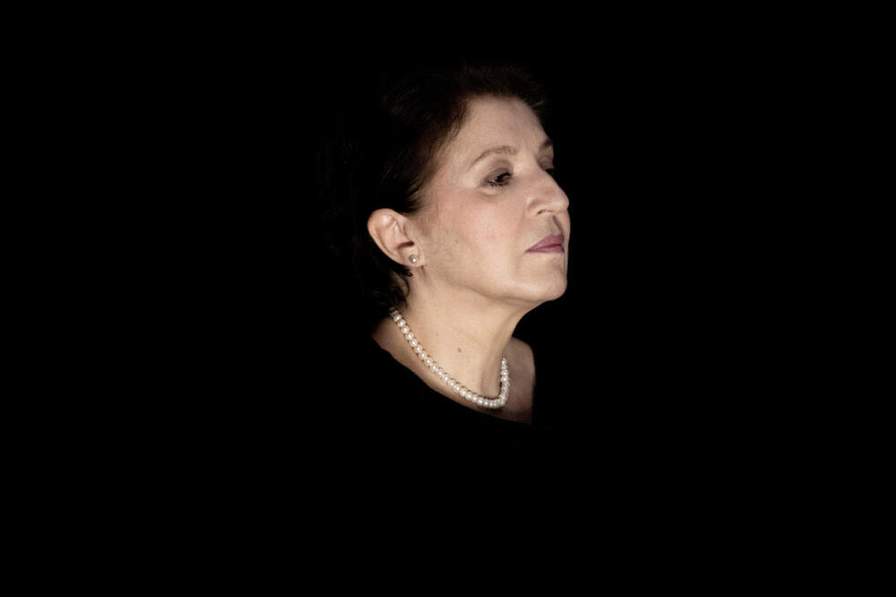 Odnos majke prema kćerima se ponavlja: Karanović u predstavi “Balava” igra majku, Foto: BeoArt