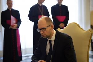 Jacenjuk: Rusija teroristička država, Ukrajina će podići zid