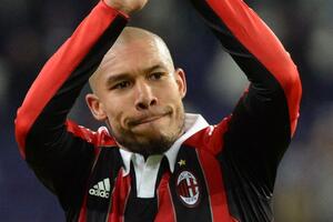 De Jong stiže na "Old Traford"