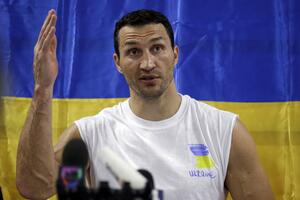 Ajhorn: Pulev ima "velika usta"