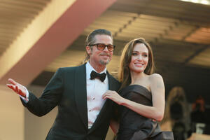 Konačno: Vjenčali se Anđelina Džoli i Bred Pit